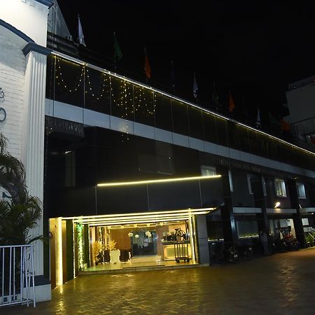 Hotel Mars Chennai Ngoại thất bức ảnh