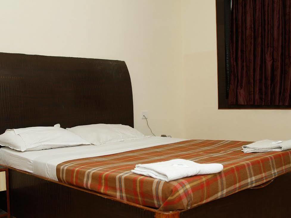 Hotel Mars Chennai Ngoại thất bức ảnh