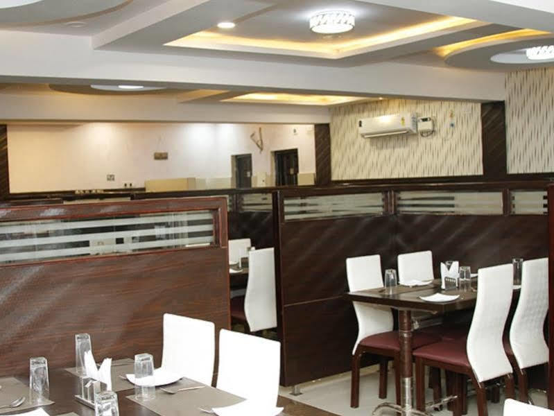 Hotel Mars Chennai Ngoại thất bức ảnh