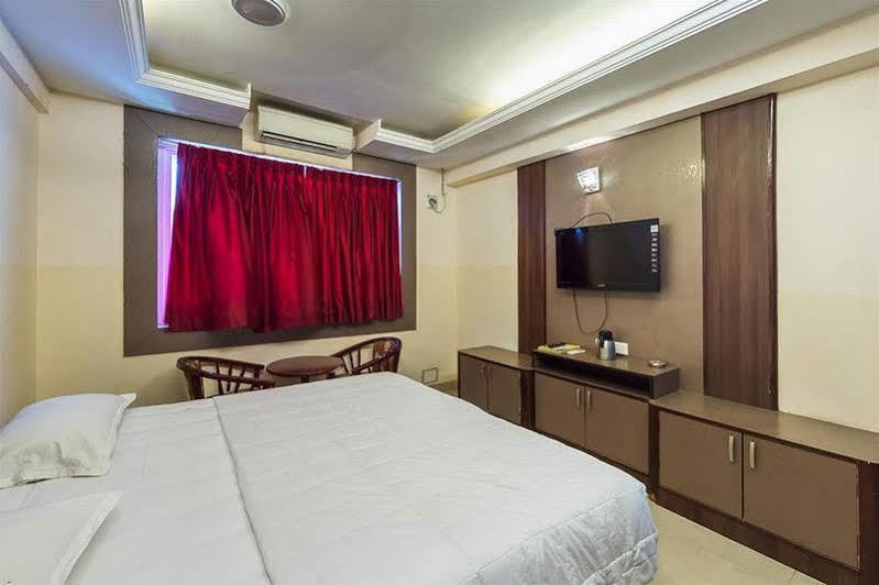 Hotel Mars Chennai Ngoại thất bức ảnh