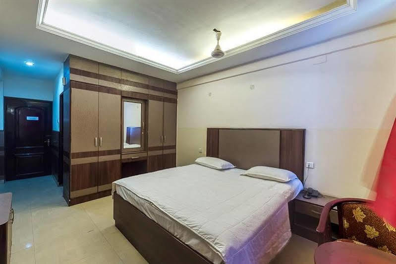 Hotel Mars Chennai Ngoại thất bức ảnh